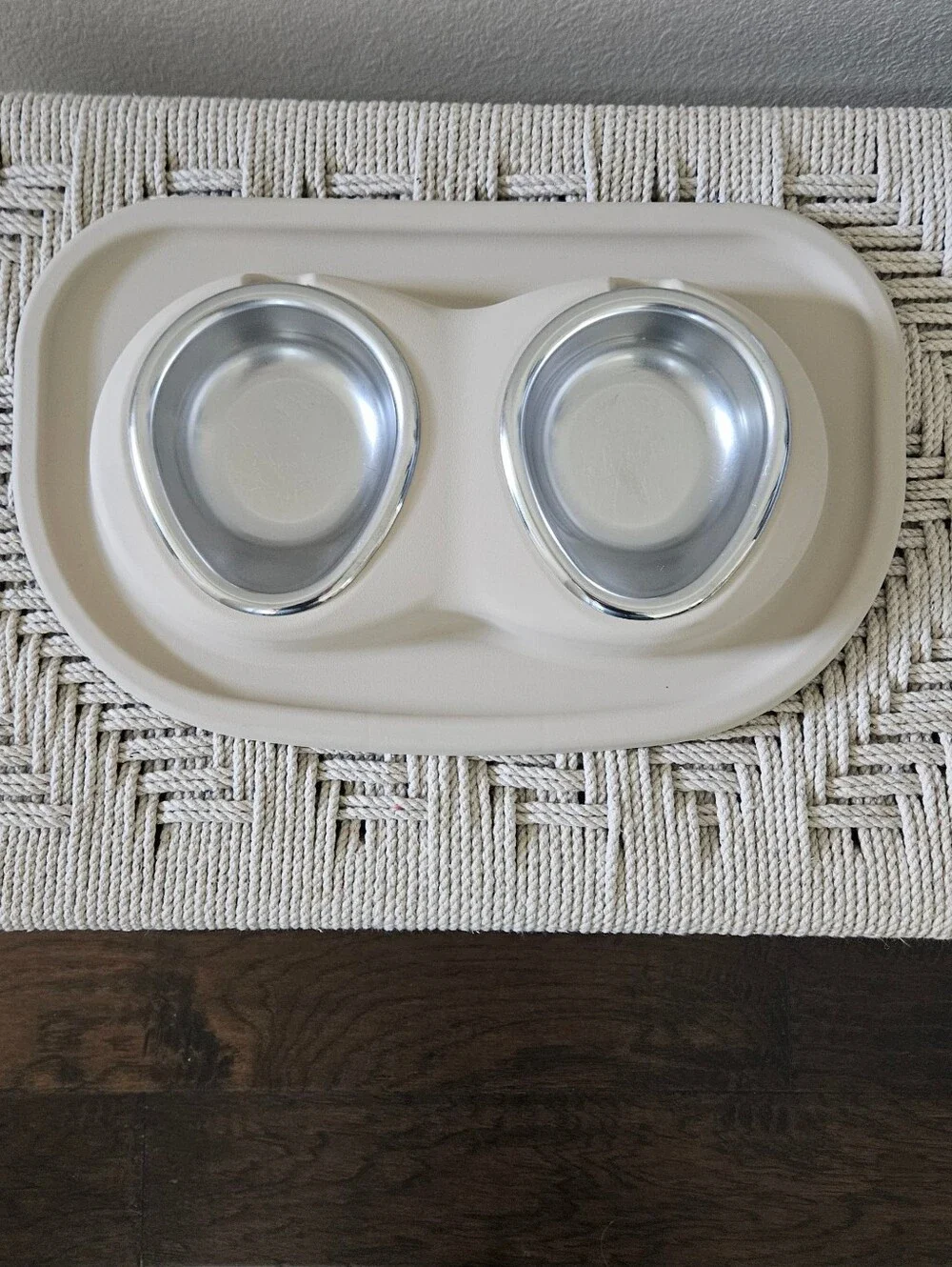 WeatherTech Double Low Pet Feeding System Tan